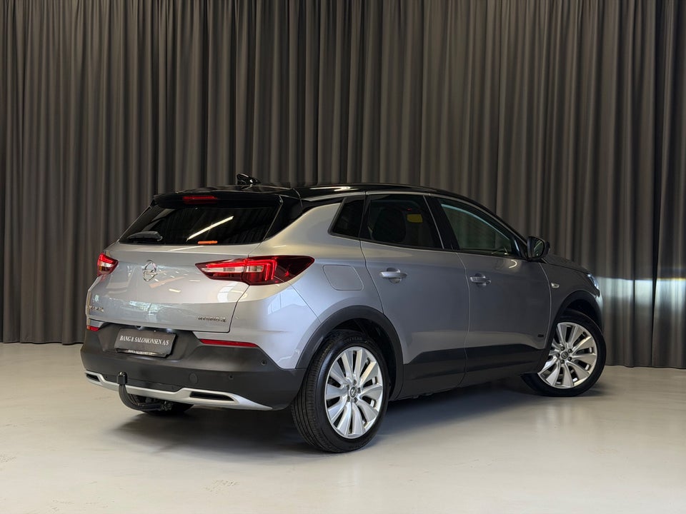 Opel Grandland X 1,6 Hybrid4 Ultimate aut. 5d