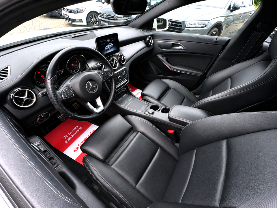 Mercedes CLA200 1,6 AMG Line Coupé 4d