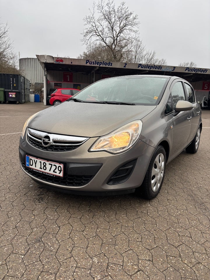 Opel Corsa 1,0 12V Enjoy 5d