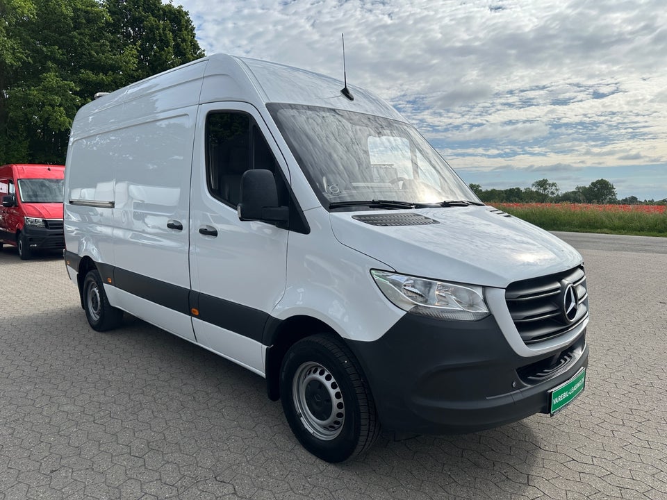 Mercedes Sprinter 317 2,0 CDi A2 Kassevogn aut. RWD