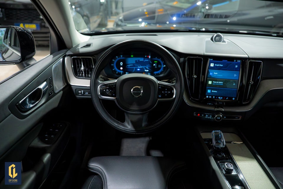 Volvo XC60 2,0 T8 ReCharge Inscription aut. AWD 5d