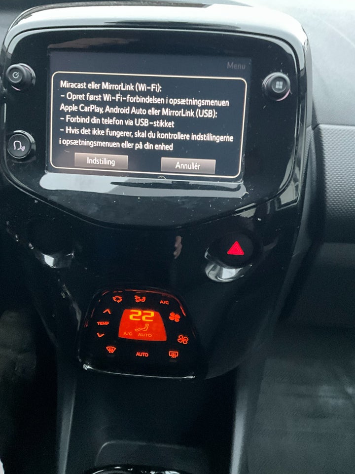 Citroën C1 1,0 VTi Shine 5d