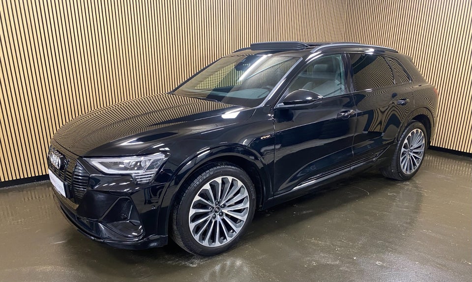 Audi e-tron 55 S-line quattro 5d