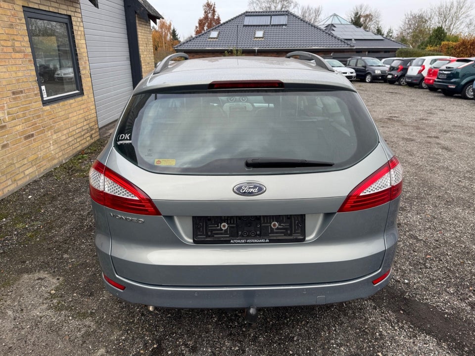 Ford Mondeo 2,0 Ambiente stc. 5d