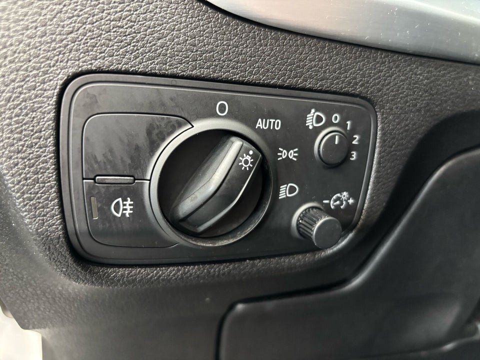 Audi Q2 30 TDi Sport 5d