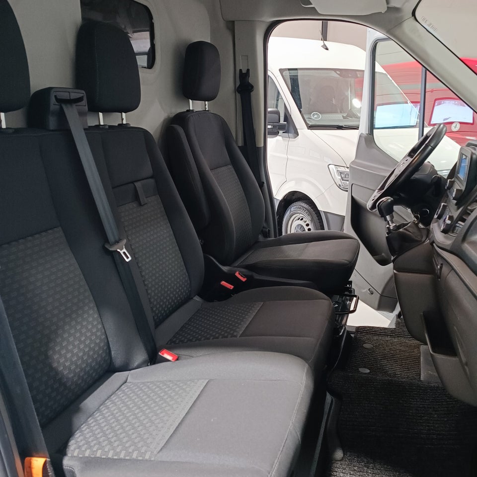 Ford Transit 350 L2 Van 2,0 TDCi 130 Trend H3 FWD