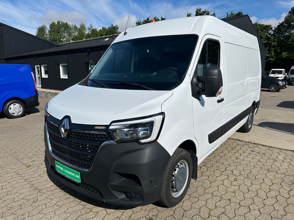 Renault Master IV T33 2,3 dCi 150 L2H2 Kassevogn