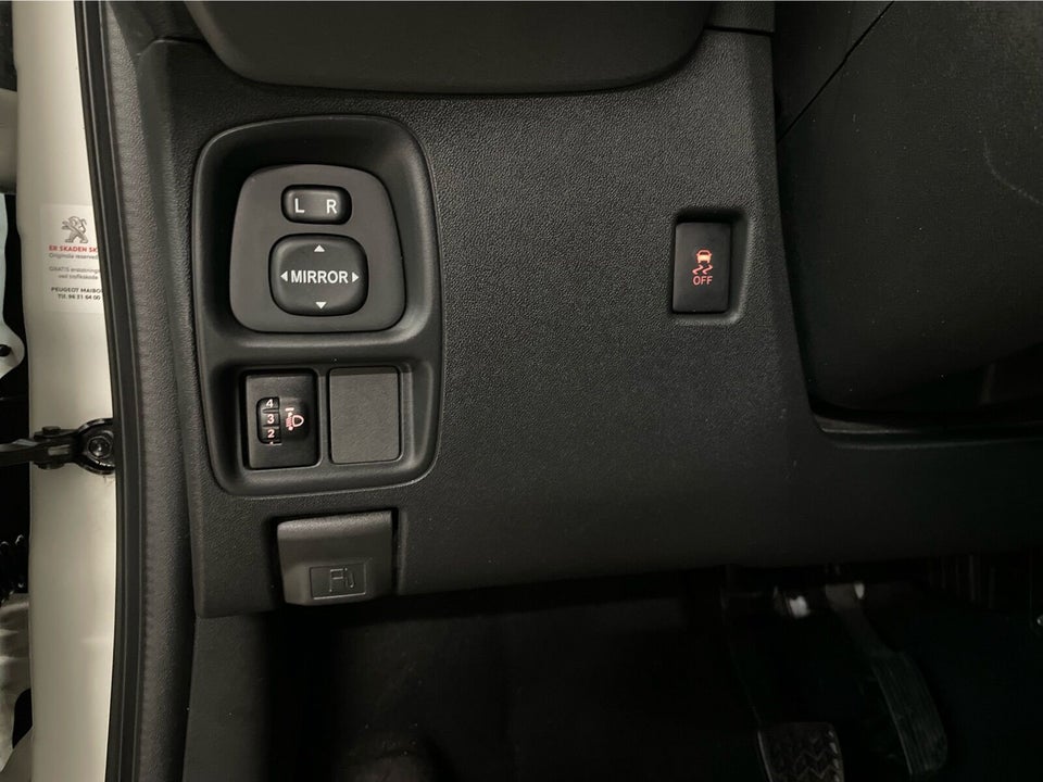 Toyota Aygo 1,0 VVT-i x-pression x-shift 5d