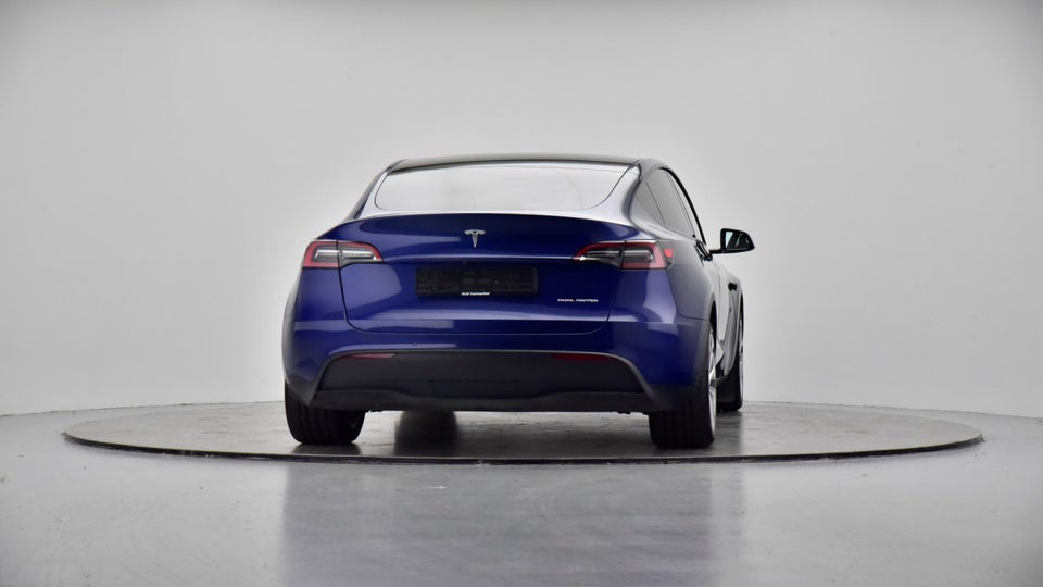 Tesla Model Y Long Range AWD 5d