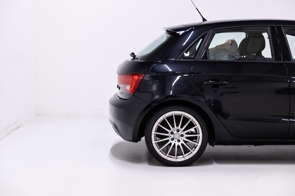 Audi A1 1,2 TFSi 86 Ambition Sportback 5d