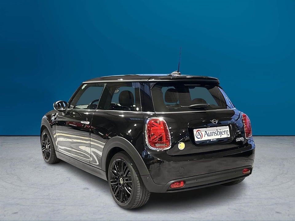 MINI Cooper SE Camden 3d