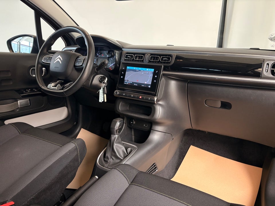 Citroën C3 1,2 PureTech 83 Shine 5d