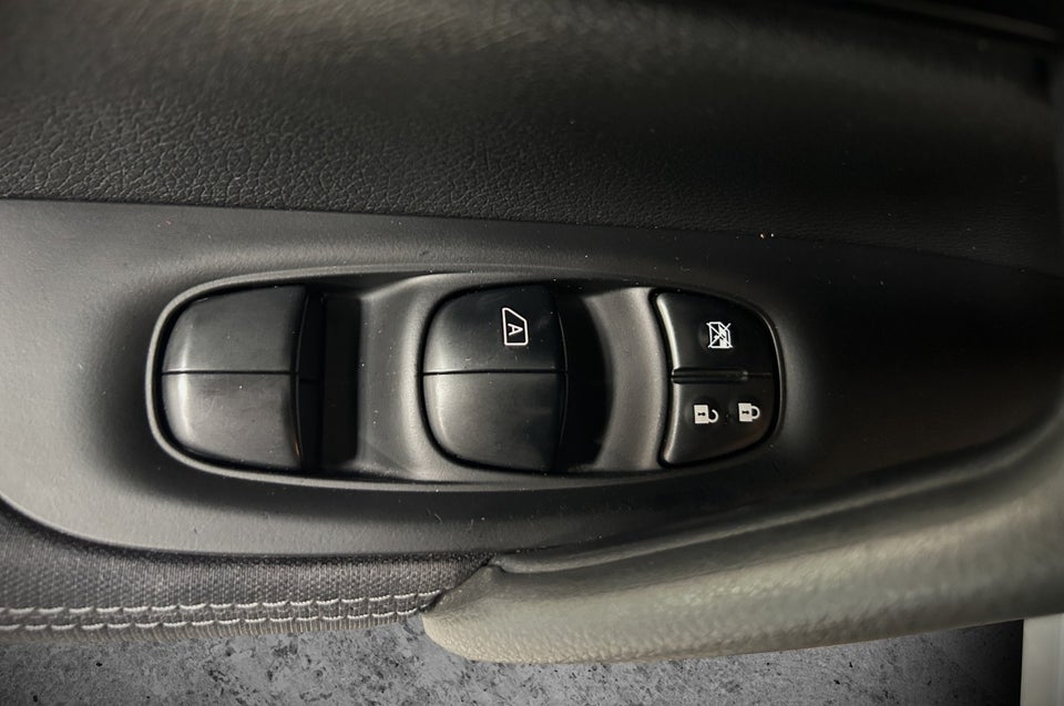 Nissan Qashqai 1,2 Dig-T 115 N-Connecta X-tr. 5d