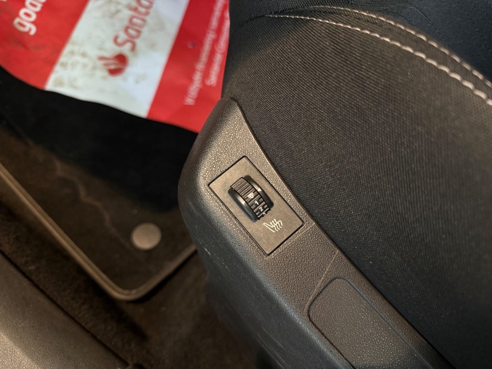 Citroën C4 1,6 e-HDi 115 Exclusive E6G 5d