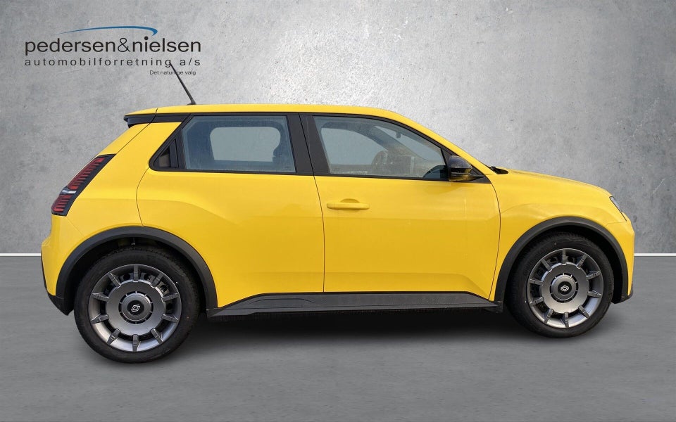 Renault 5 E-Tech 40 Evolution 5d