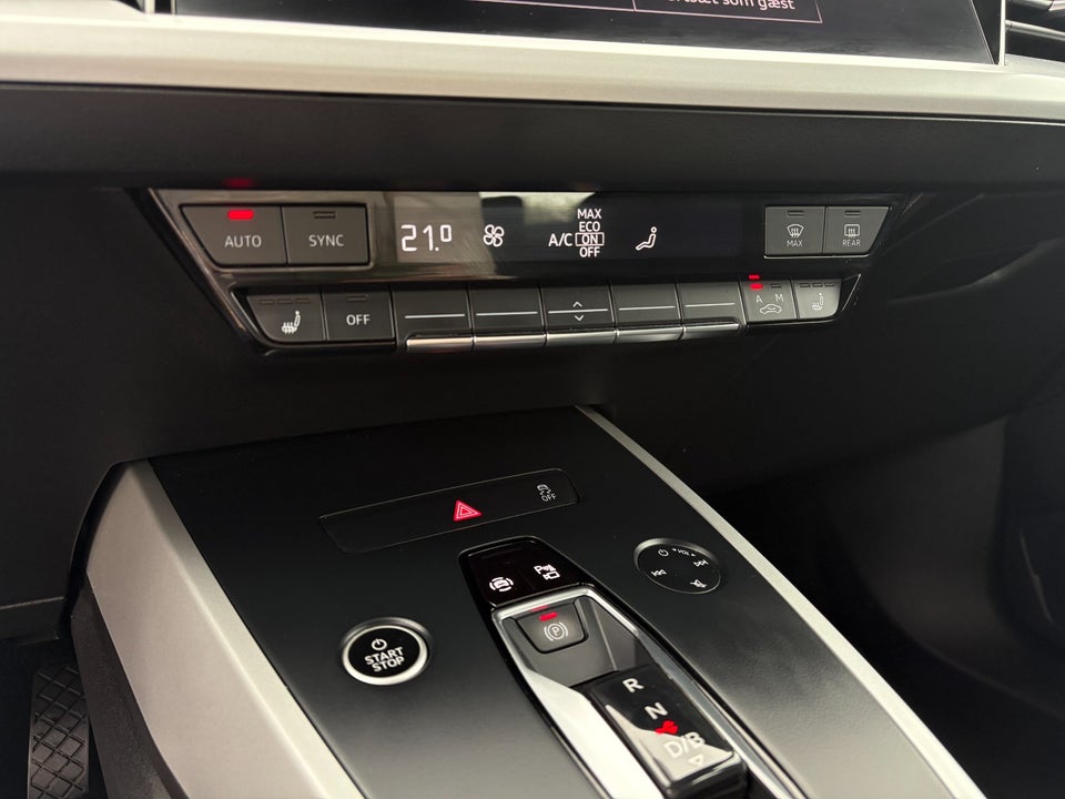 Audi Q4 e-tron 40 Attitude 5d
