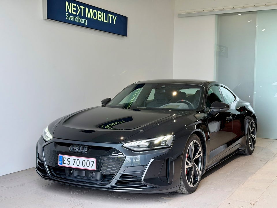 Audi e-tron GT quattro 4d