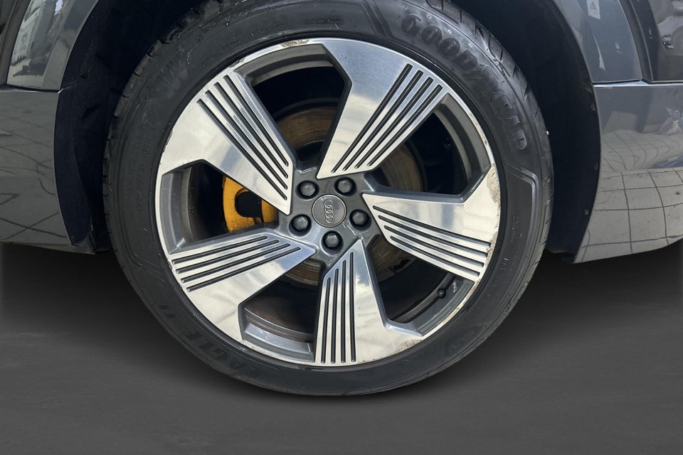 Audi e-tron 55 Advanced quattro 5d