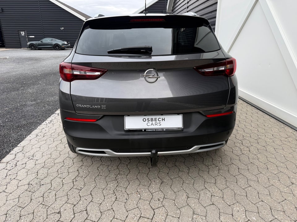 Opel Grandland X 1,2 T 130 Elegance aut. 5d