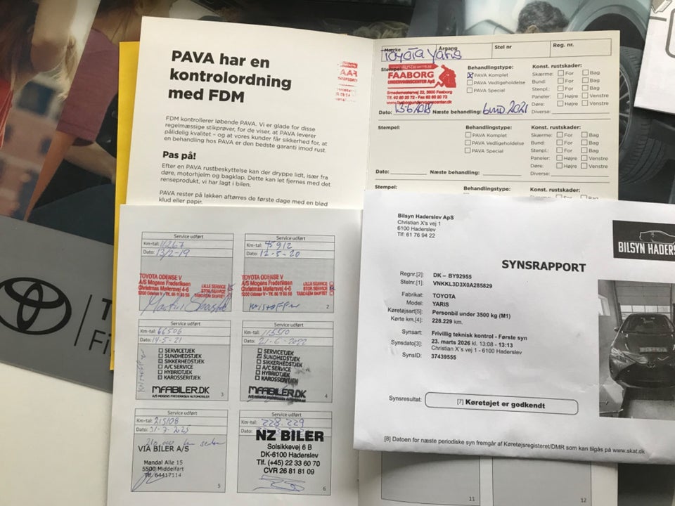 Toyota Yaris 1,0 VVT-i T2 Premium 5d