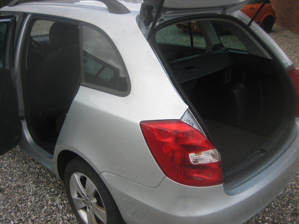 Skoda Fabia 1,2 TSi 86 Fresh Combi 5d