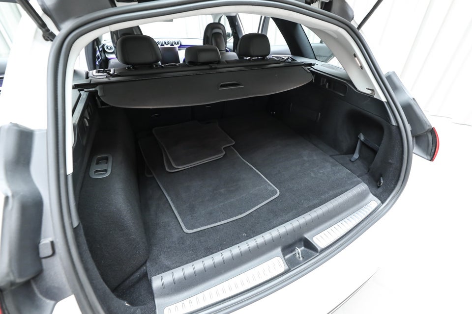 Mercedes C300 e 2,0 Avantgarde stc. aut. 5d