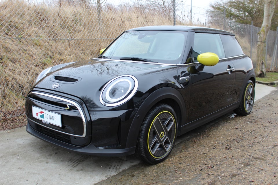 MINI Cooper SE Edition Premium Plus 3d