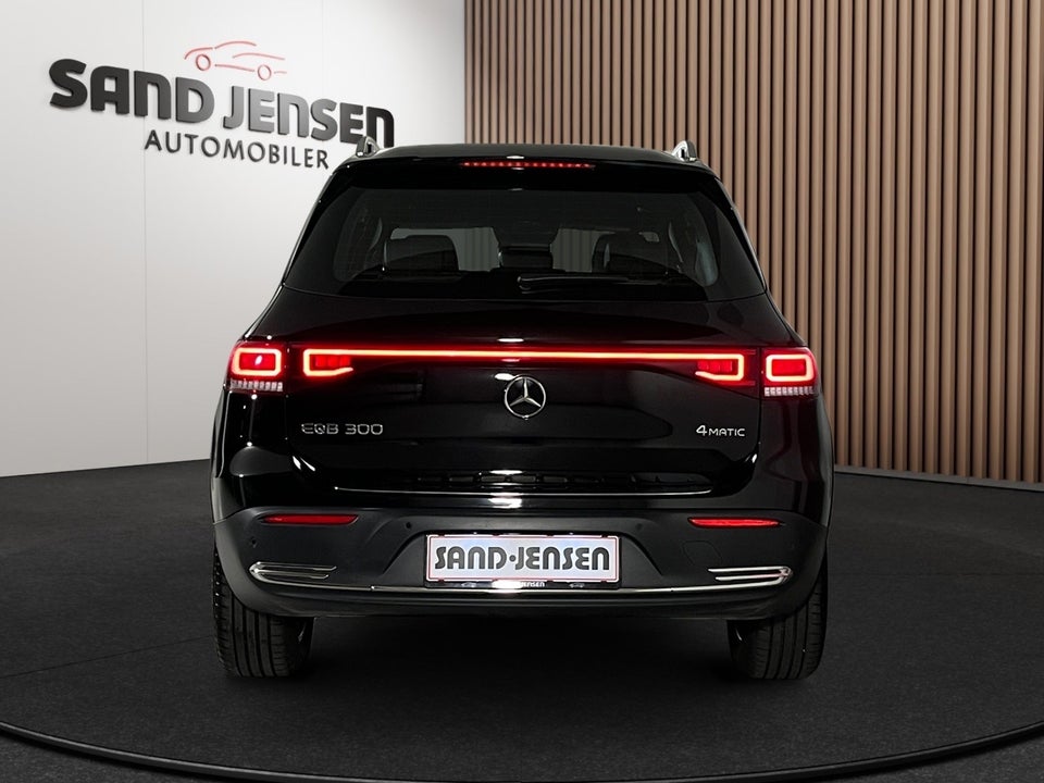 Mercedes EQB300 Progressive 4Matic 7prs 5d