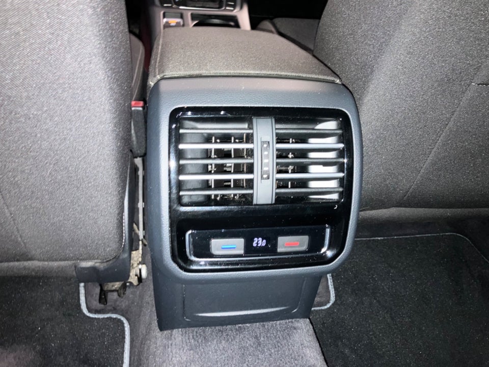 VW Passat 2,0 TDi 150 Comfortline Variant DSG 5d