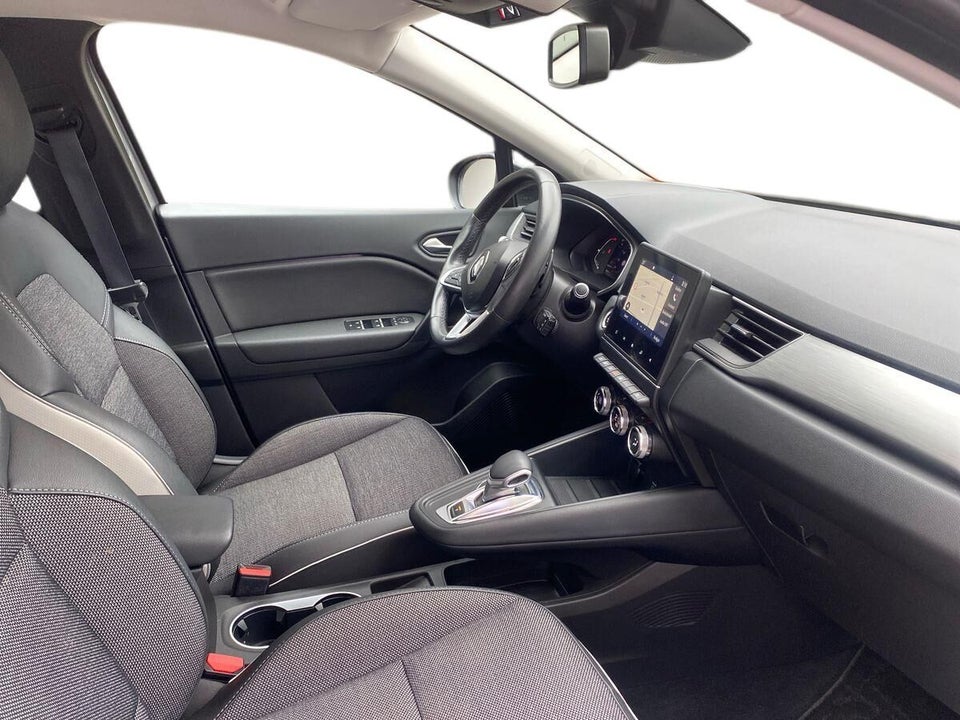 Renault Captur 1,3 TCe 155 Intens EDC 5d