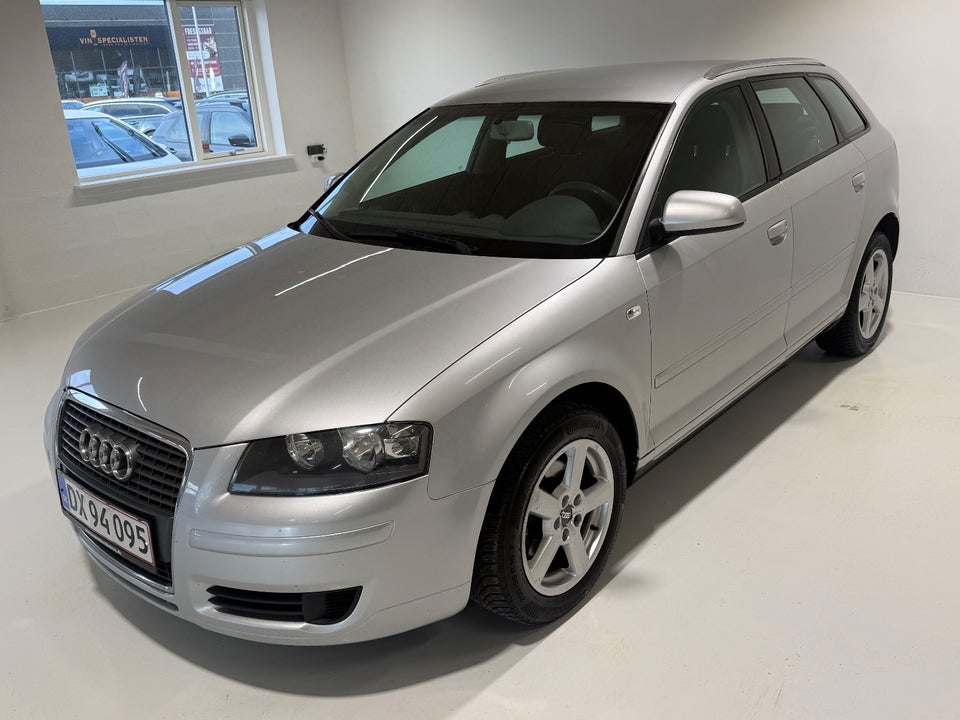 Audi A3 1,6 Ambition Sportback 5d