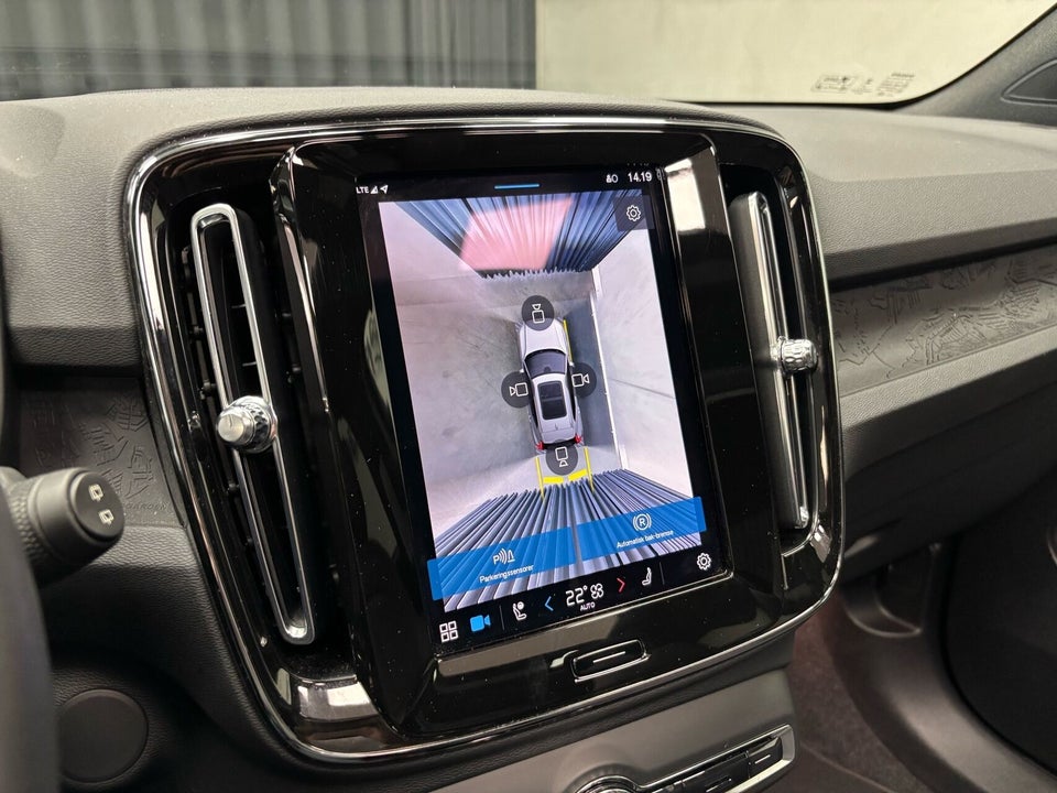 Volvo XC40 ReCharge Twin Ultimate 5d