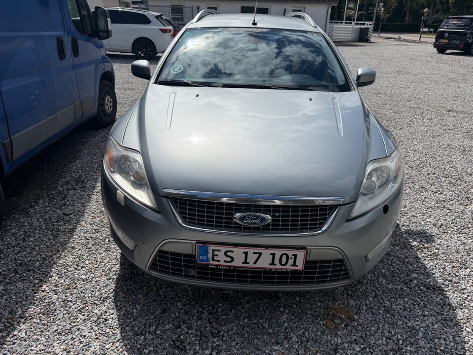 Ford Mondeo 2,0 TDCi 140 Titanium 4d