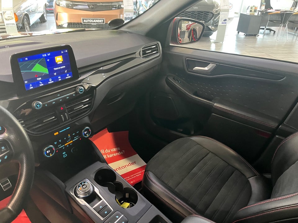 Ford Kuga 2,5 PHEV ST-Line CVT 5d
