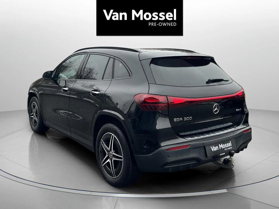 Mercedes EQA300 AMG Line 4Matic 5d