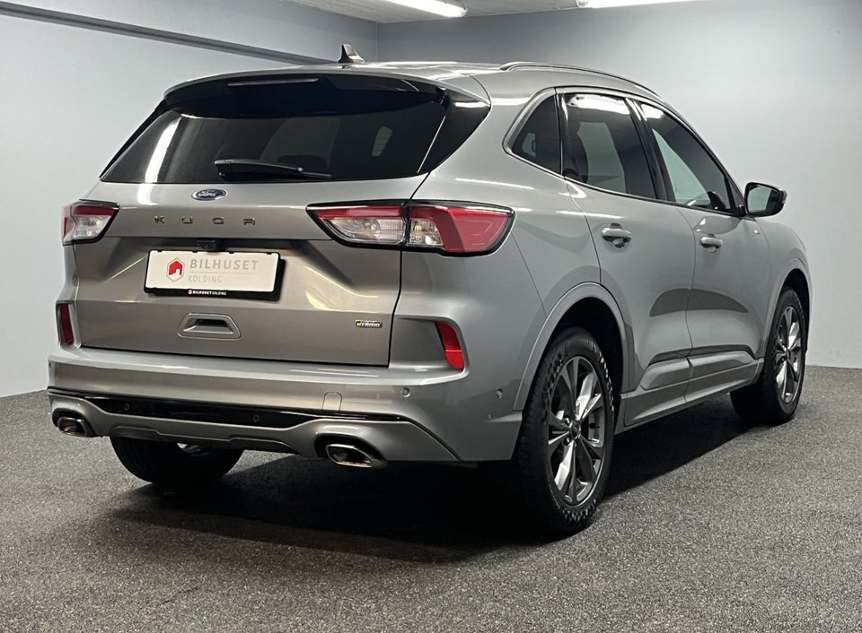 Ford Kuga 2,5 PHEV ST-Line X CVT 5d