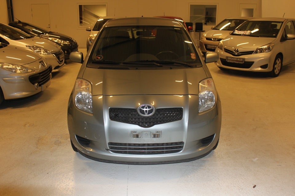 Toyota Yaris 1,3 Luna M/M 5d