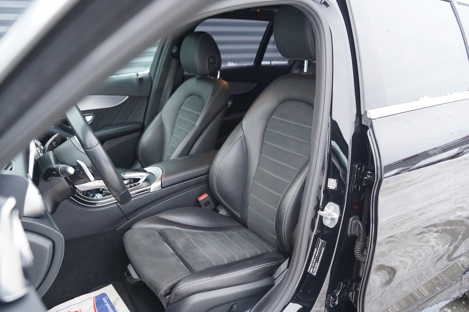 Mercedes C300 d 2,0 AMG Line stc. aut. 5d