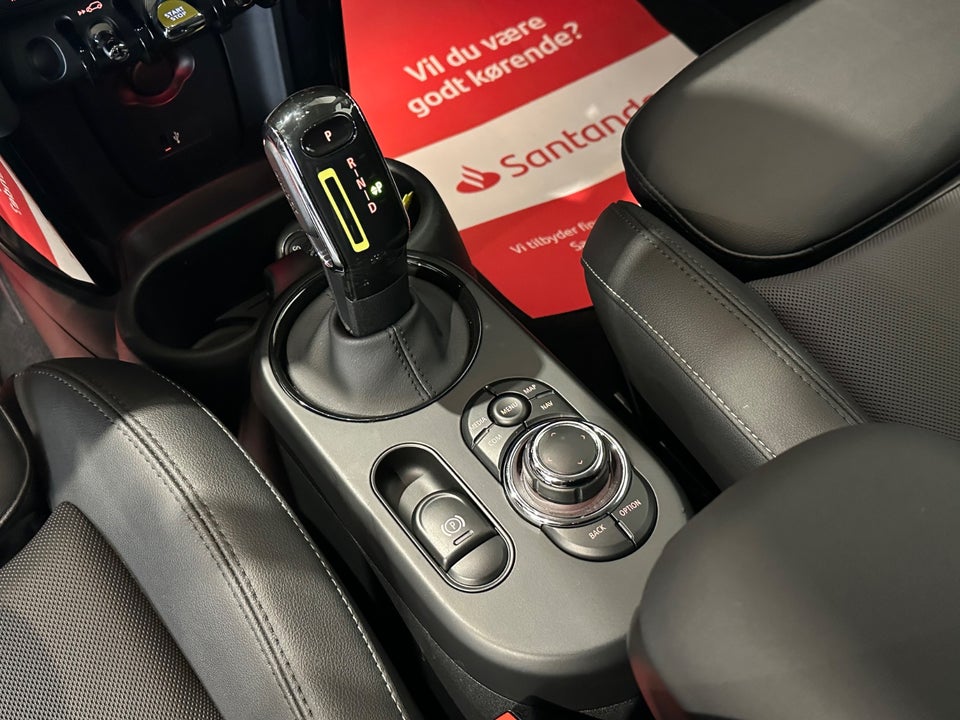 MINI Cooper SE Classic Trim 3d