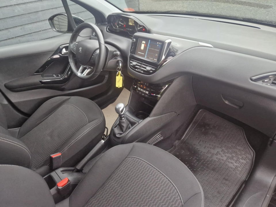 Peugeot 208 1,5 BlueHDi 100 Envy 5d