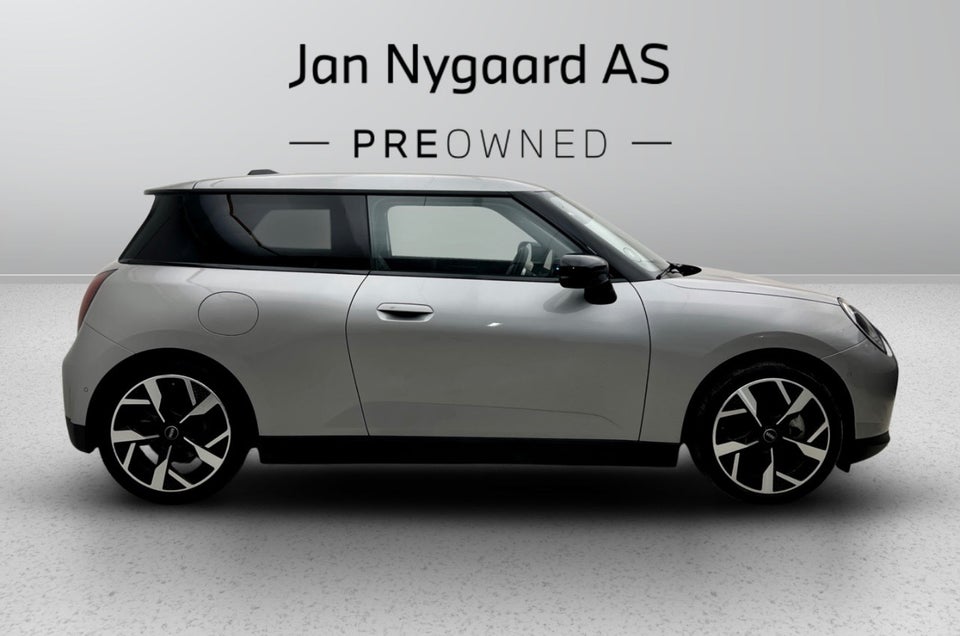 MINI Cooper SE Classic Trim XL 3d