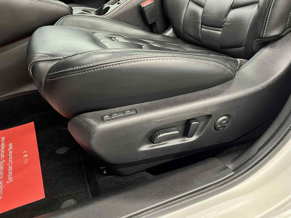 Nissan Qashqai 1,3 Dig-T 160 Tekna 5d