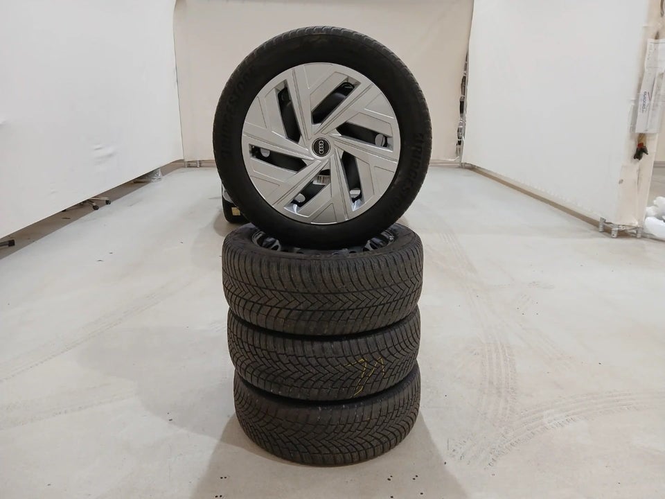 Audi Q4 e-tron 40 Advanced S-line 5d