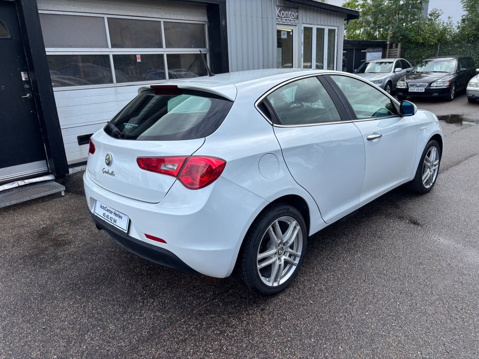 Alfa Romeo Giulietta 1,4 M-Air 170 Distinctive 5d