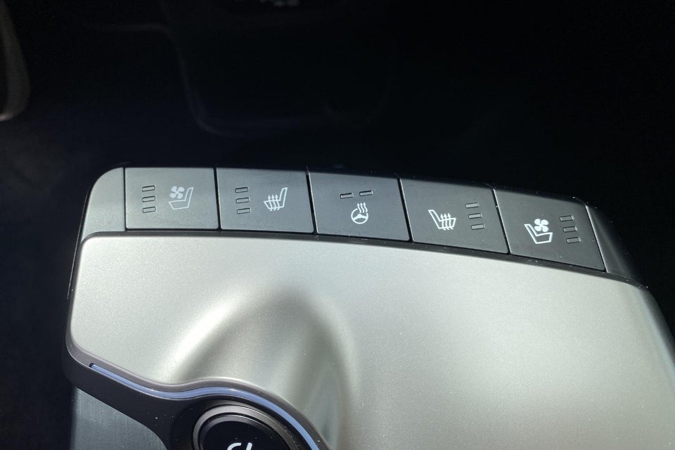 Kia EV6 84 Long Range Upgrade 5d