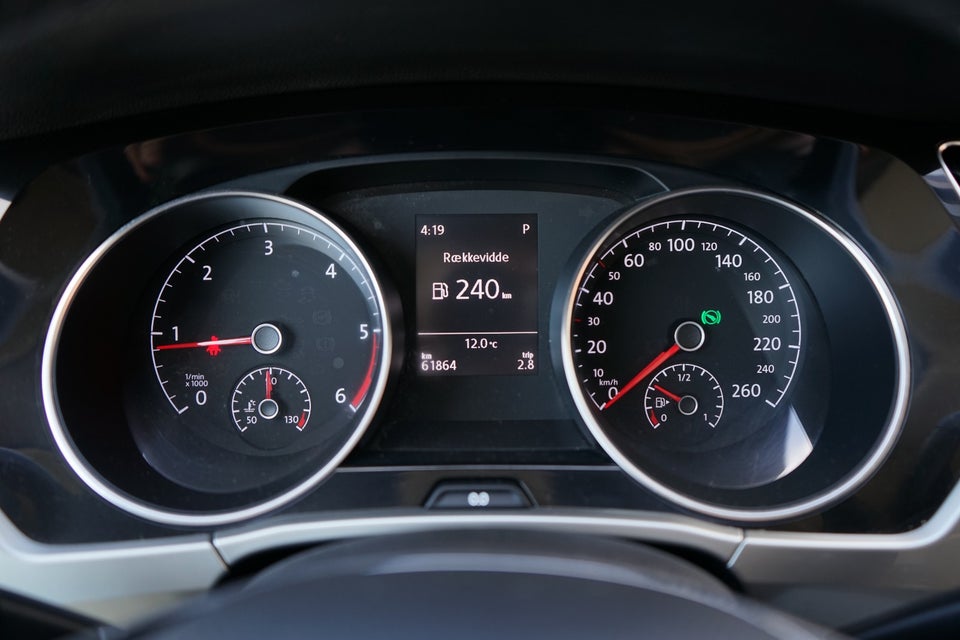 VW Touran 1,6 TDi 110 Trendline DSG Van 5d