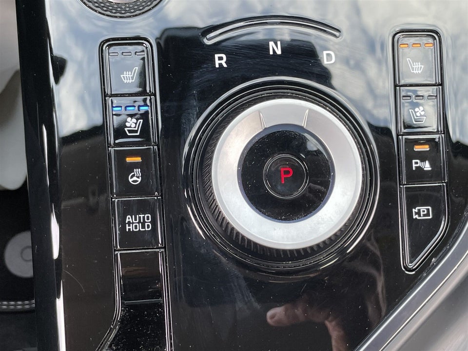 Kia Niro 64 EV Upgrade 5d
