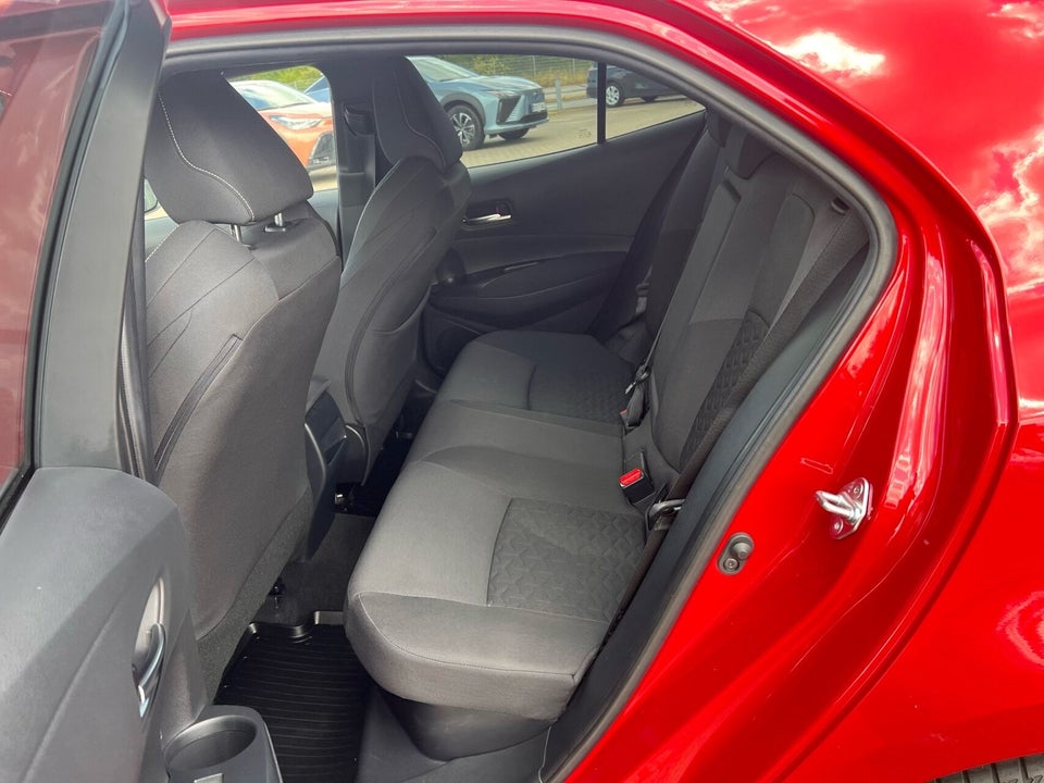 Toyota Corolla 1,8 Hybrid H3 Smart MDS 5d