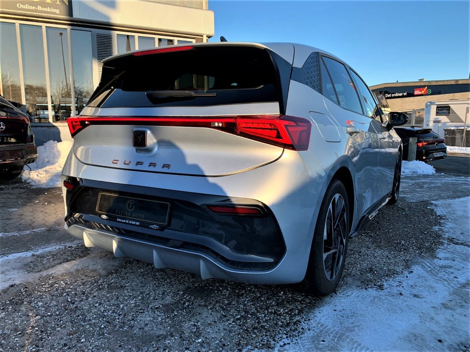 Cupra Born 58 Dinamica Pack High 5d