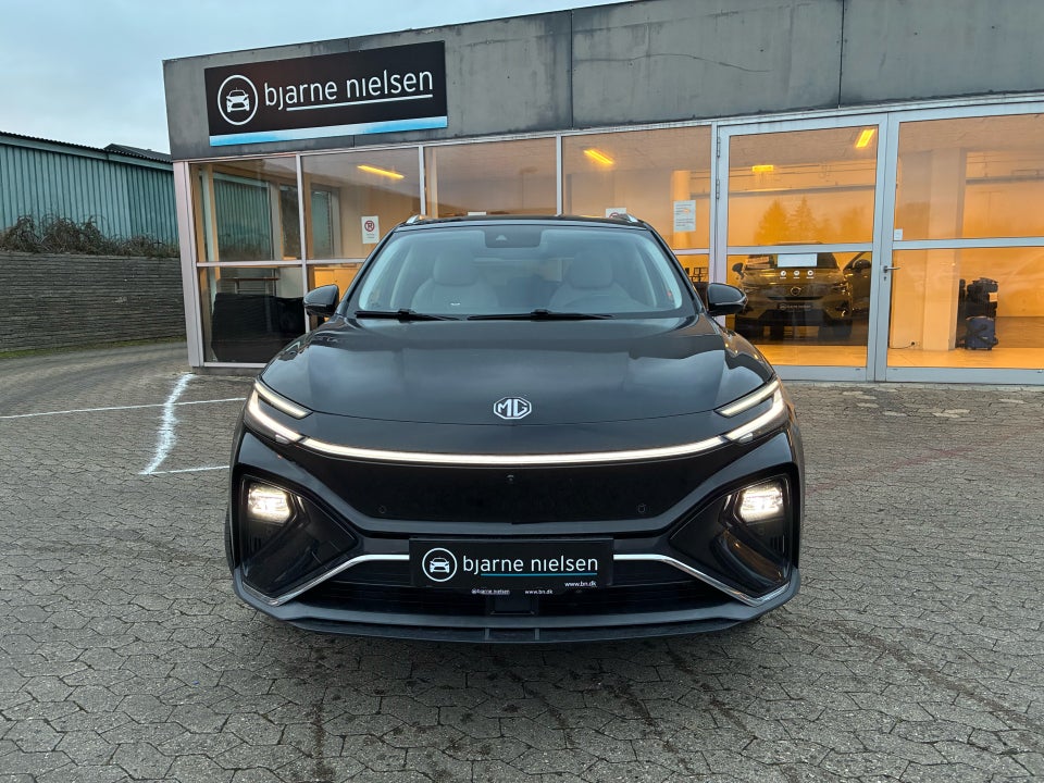 MG Marvel R Performance 5d